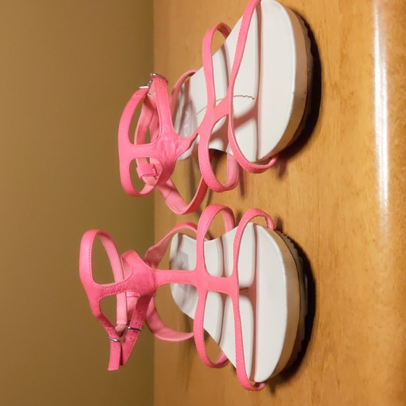 Hot pink gladiator sandals Dolce Vita 9 - Picture 2 of 10